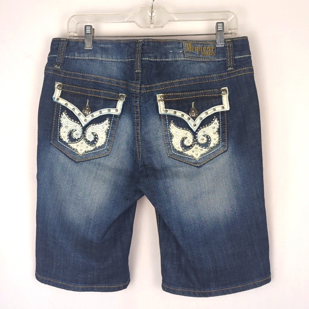 REQUEST Women's Embroidered Pocket Bermuda Denim Shorts